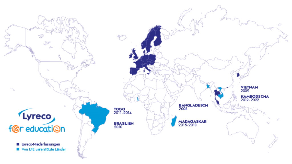 Weltkarte, auf der farblich alle Länder markiert sind, die Lyreco for education unterstützt hat: Bangladesch, Vietnam, Brasilien, Togo, Madagaskar und Kambodscha.