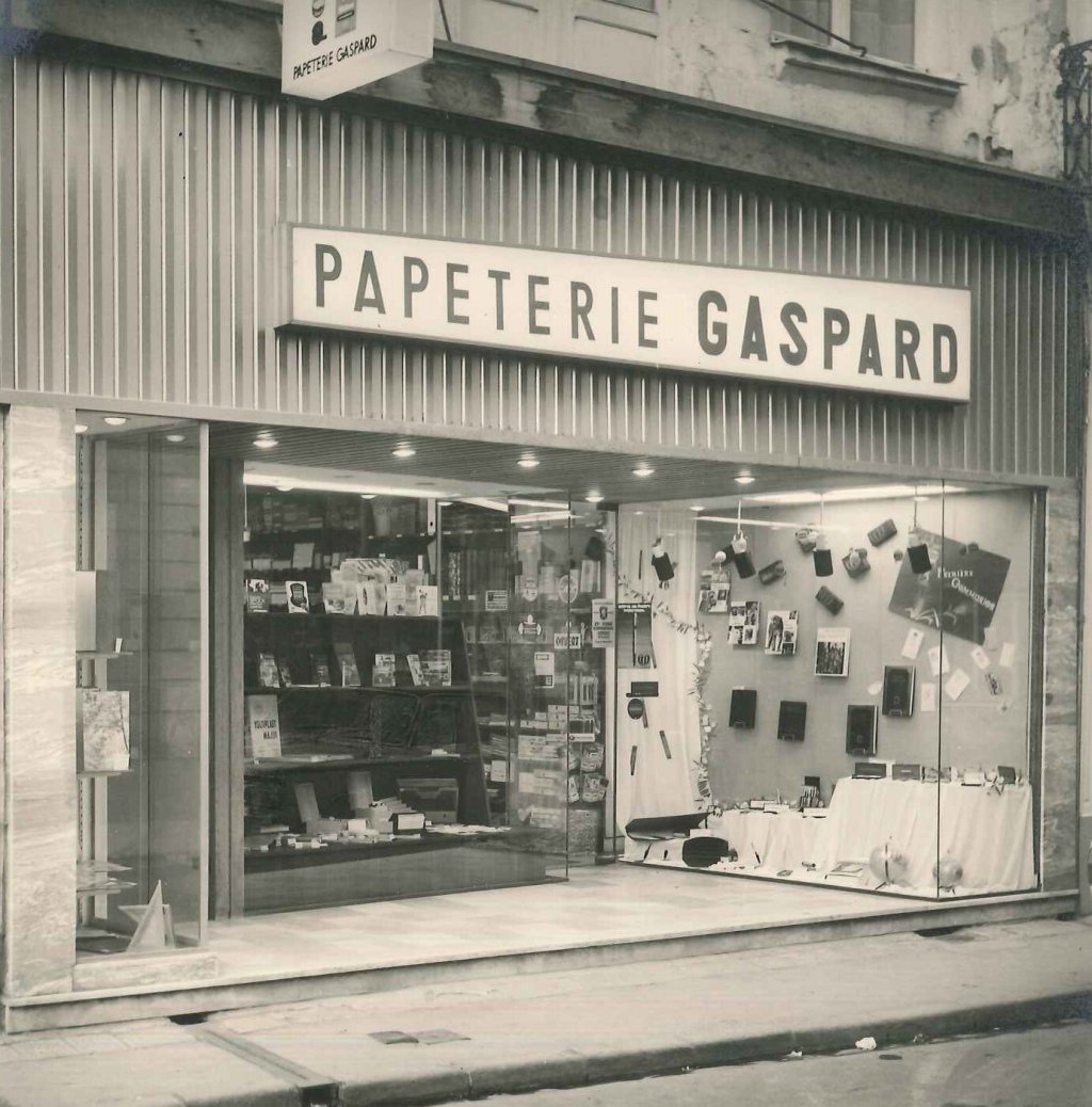 Die Buchhandlung "Gaspard" in Valenciennes (Frankreich) im Jahr 1959.