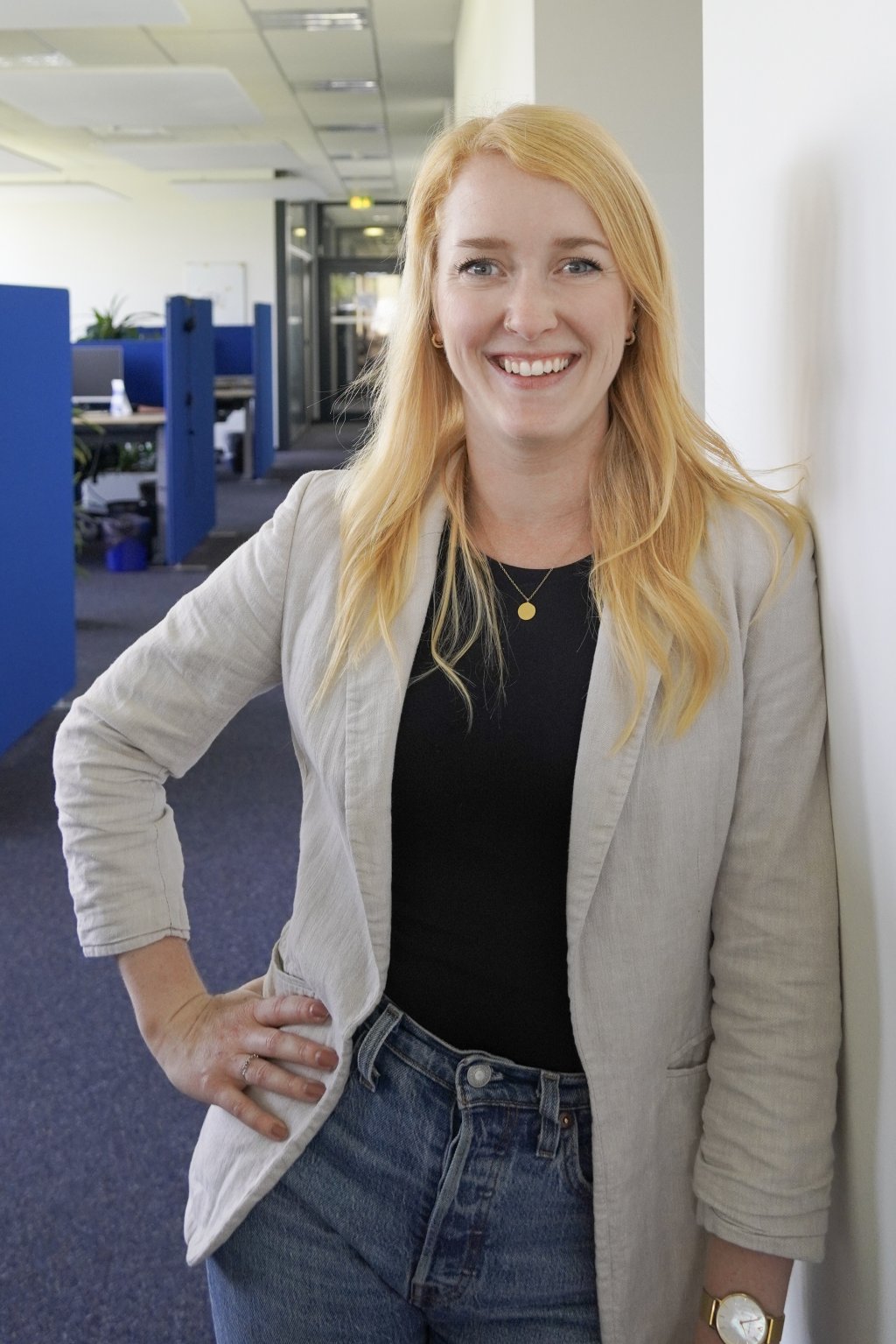 Karina startete ihre Karriere als Werkstudentin in der Personalabteilung von Lyreco. Heute ist sie Content Marketing Managerin im Marketing & E-Commerce Team.